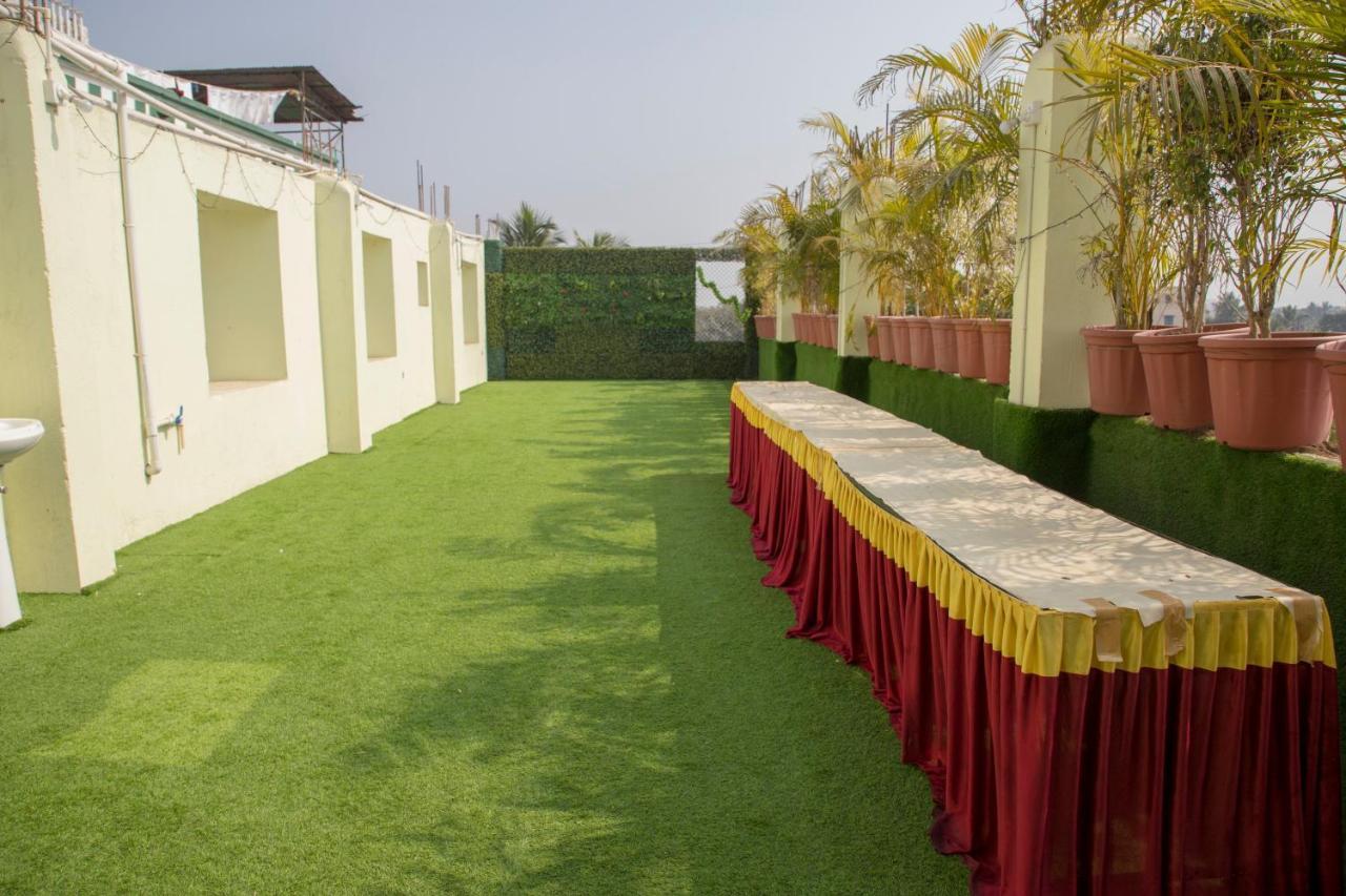 Oyo 11346 Hotel Tazz Odisha Bhubaneswar Zewnętrze zdjęcie