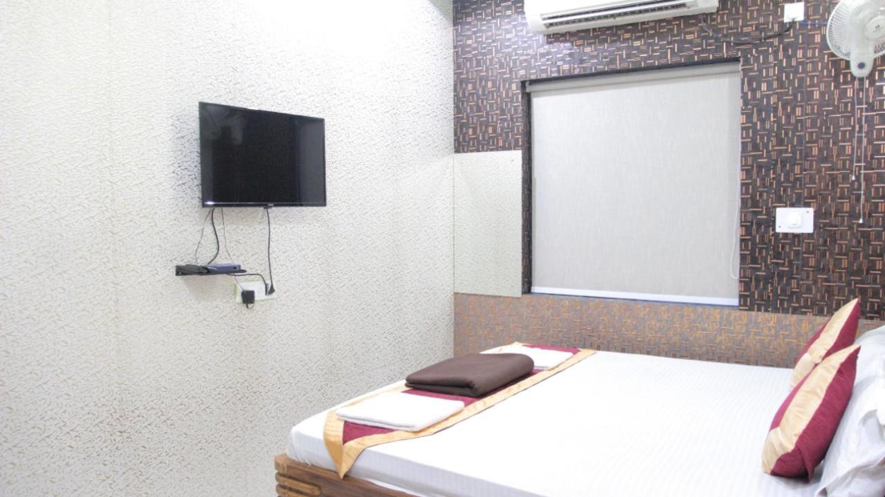 Oyo 11346 Hotel Tazz Odisha Bhubaneswar Zewnętrze zdjęcie